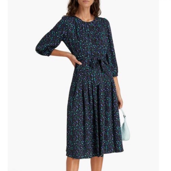 Dkny Dresses & Skirts - DKNY Belted Long Sleeve crepe de chine midi dress SZ 4 Black Multicolor Print